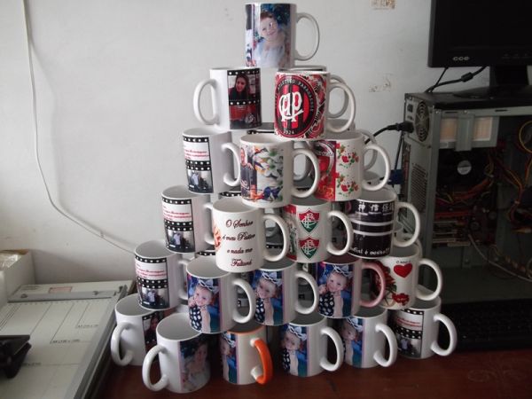 canecas de porcelana personalizadas